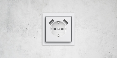 SCHUKO® USB-Steckdose bei Kerscher Elektro- u. Sicherheitstechnik GmbH & Co.KG in Bogen