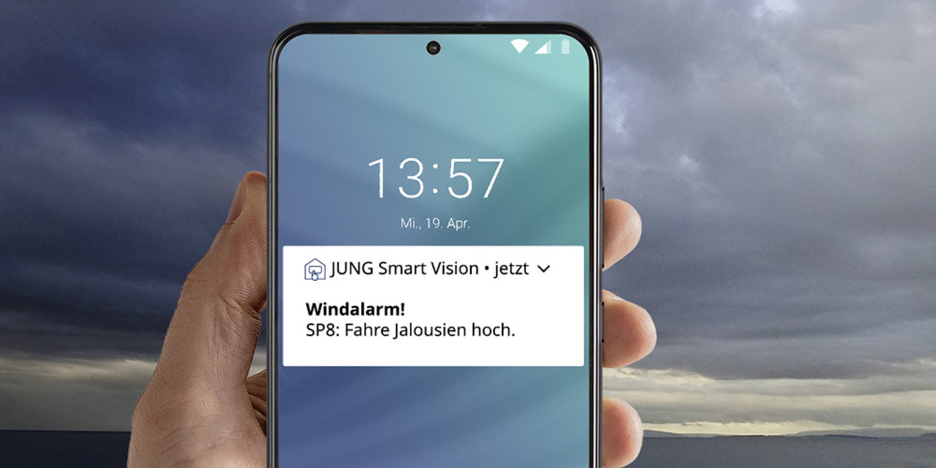JUNG Smart Panel 8 bei Kerscher Elektro- u. Sicherheitstechnik GmbH & Co.KG in Bogen