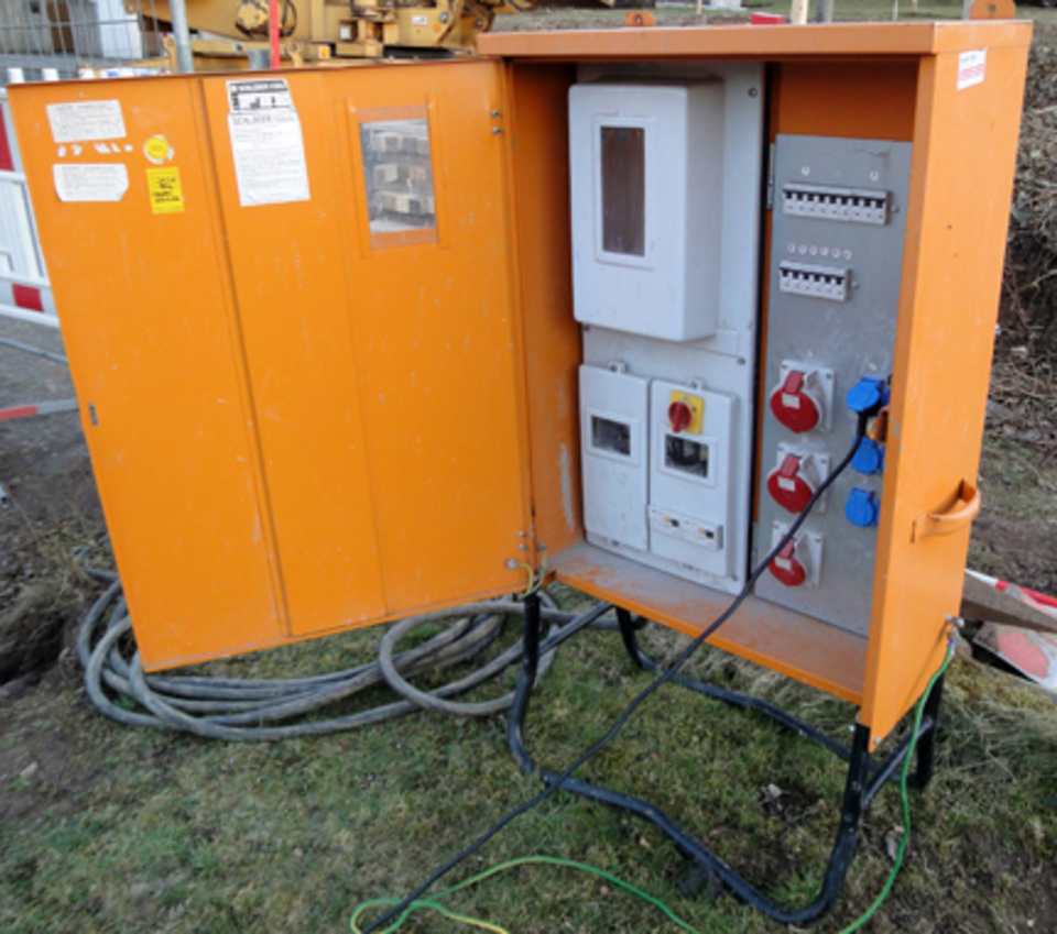 Baustromkasten bei Kerscher Elektro- u. Sicherheitstechnik GmbH & Co.KG in Bogen
