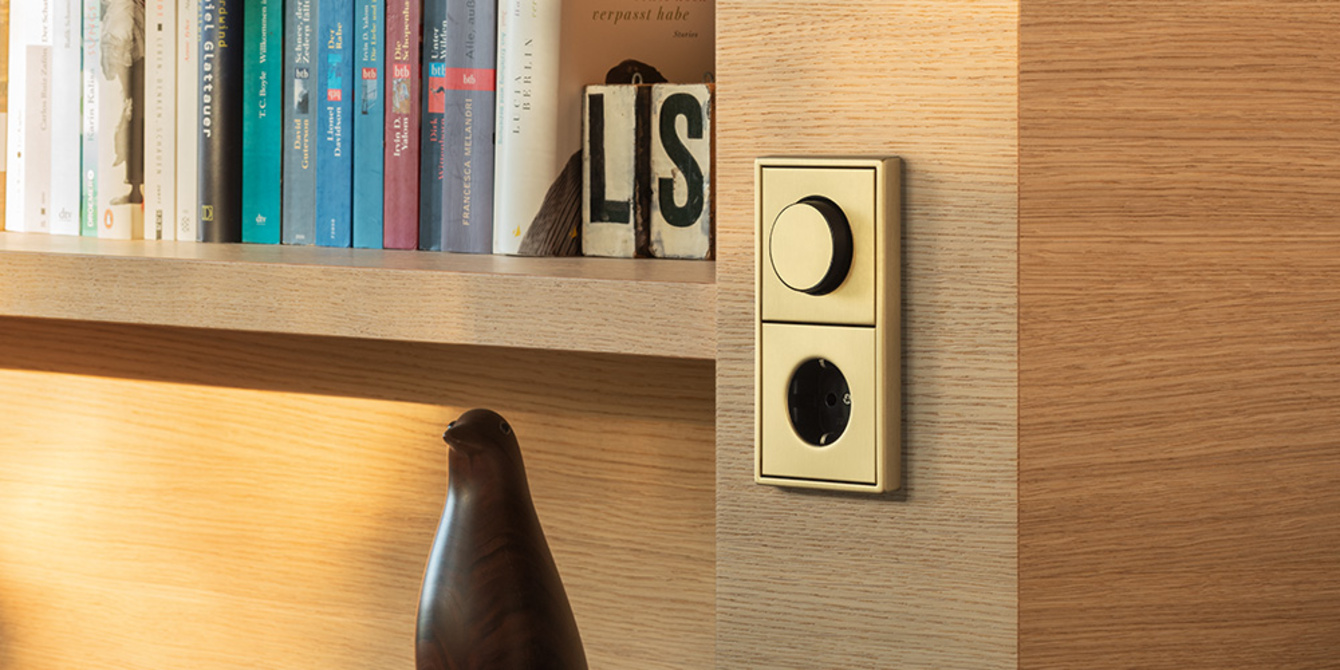 Drehdimmer-Abdeckungen bei Kerscher Elektro- u. Sicherheitstechnik GmbH & Co.KG in Bogen